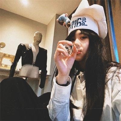 开膛少女的异想世界